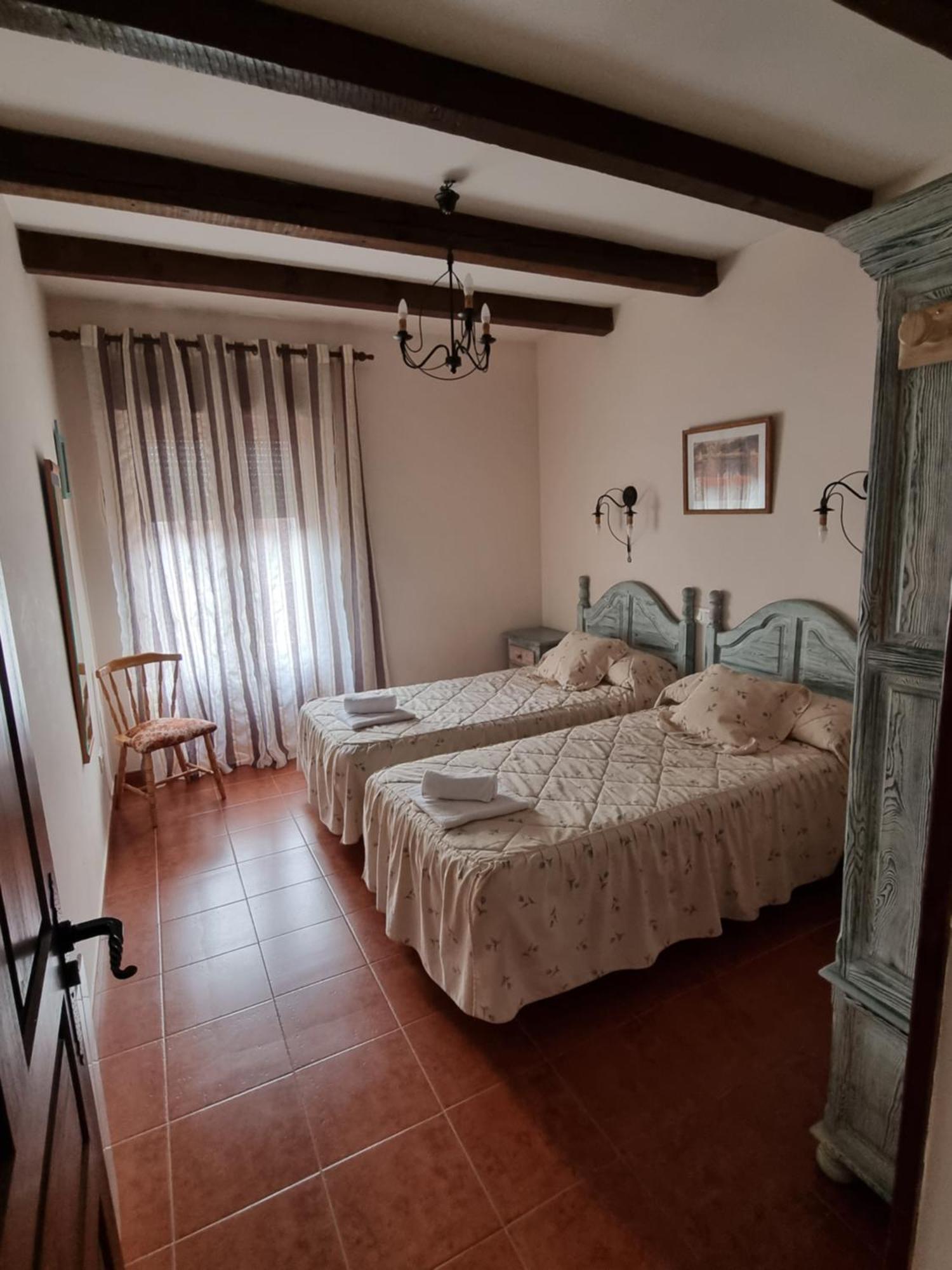 Casas Rurales Tio Claudio I Y II El Barraco Esterno foto